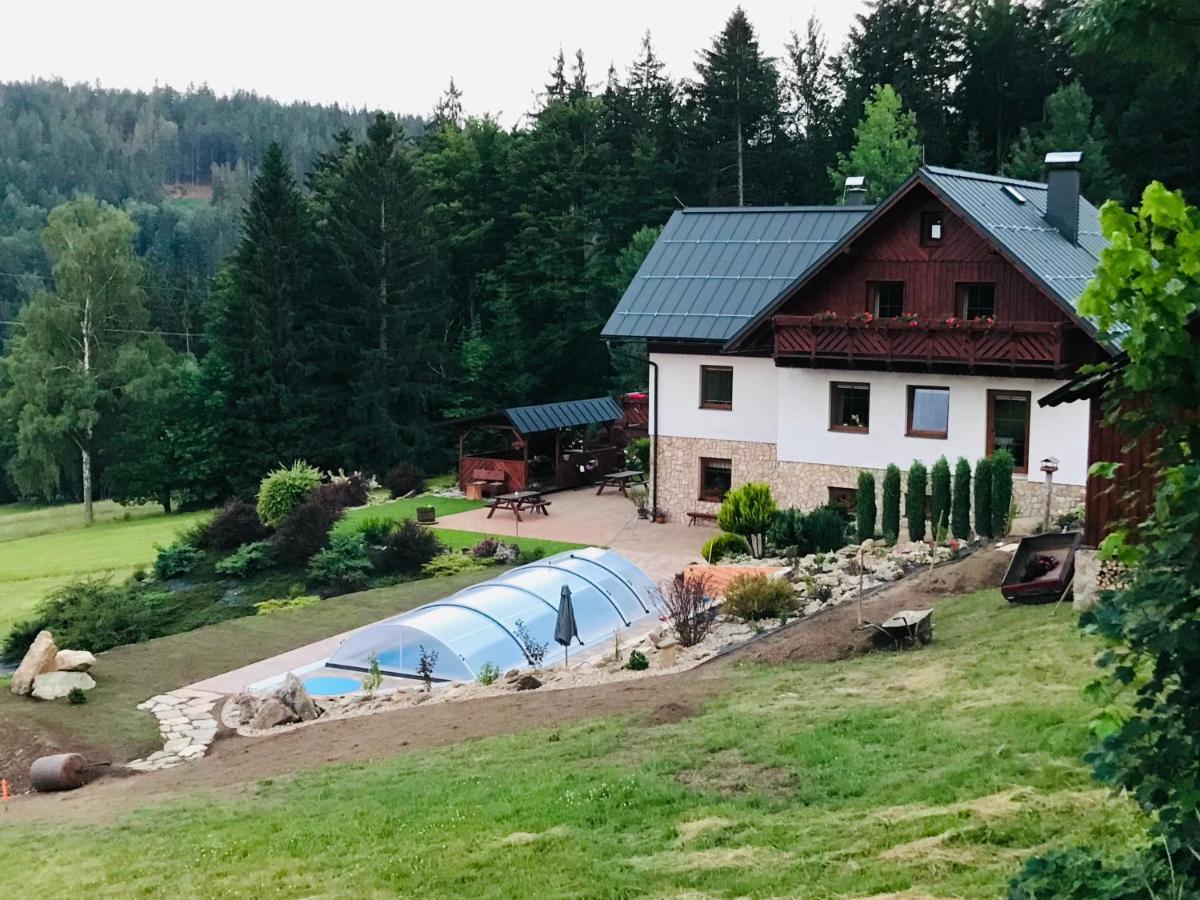 Hotel Na Planyrce Paseky nad Jizerou Exterior foto