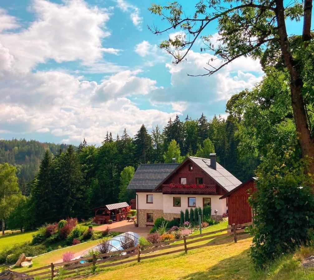 Hotel Na Planyrce Paseky nad Jizerou Exterior foto